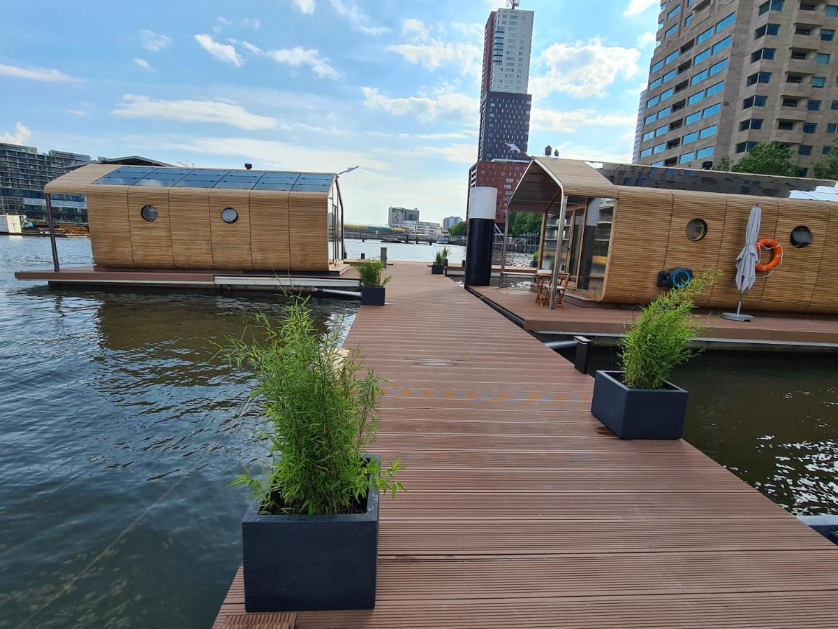 Villa Wikkelboats At Floating Rotterdam Rijnhaven Exterior foto